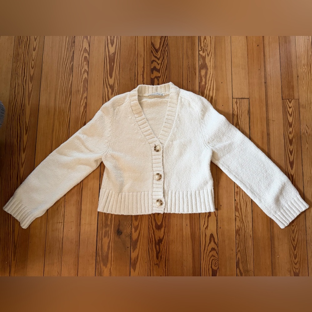 Abercrombie & Fitch Cream Chunky Knit Cropped Cardigan Sweater Size Small